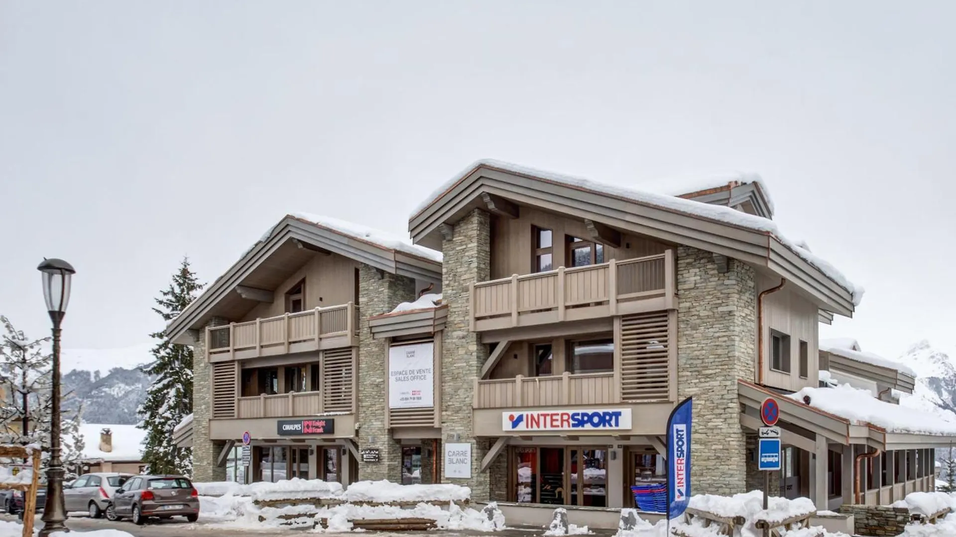 Appartement Elegant Avec Acces Facile Aux Pistes, Parking Et Salle De Fitness - Fr-1-562-23 Courchevel França