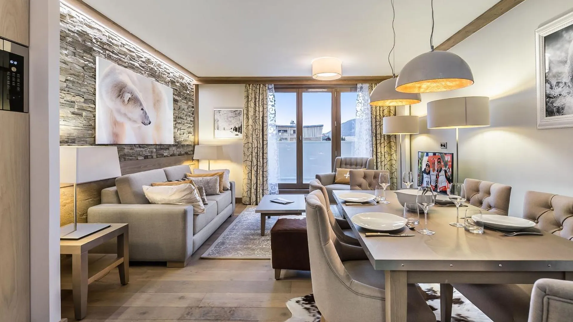 Appartement Elegant Avec Acces Facile Aux Pistes, Parking Et Salle De Fitness - Fr-1-562-23 Courchevel