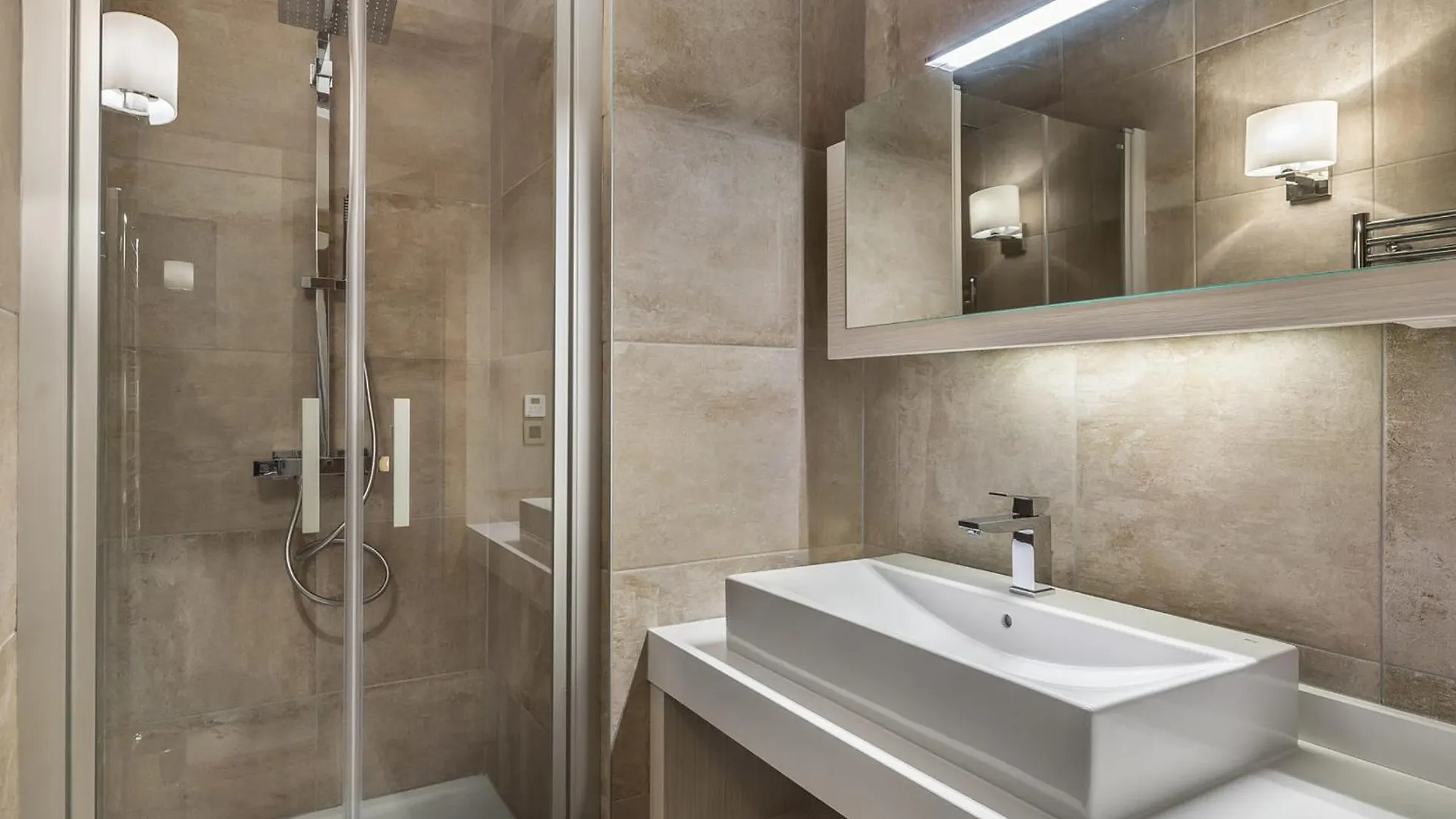 Appartement Elegant Avec Acces Facile Aux Pistes, Parking Et Salle De Fitness - Fr-1-562-23 Κουρσεβέλ Διαμέρισμα