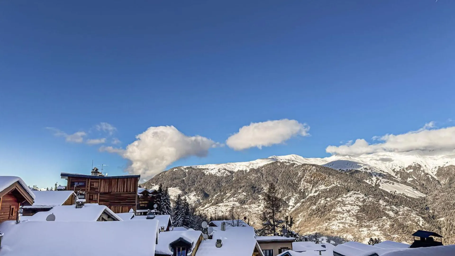 Διαμέρισμα Appartement Elegant Avec Acces Facile Aux Pistes, Parking Et Salle De Fitness - Fr-1-562-23 Κουρσεβέλ